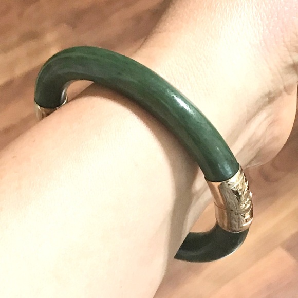 14 K Gold Natural Green Jade Bangle - Picture 4 of 8